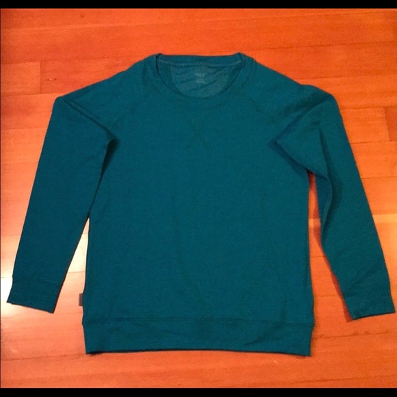 icebreaker sweatshirt